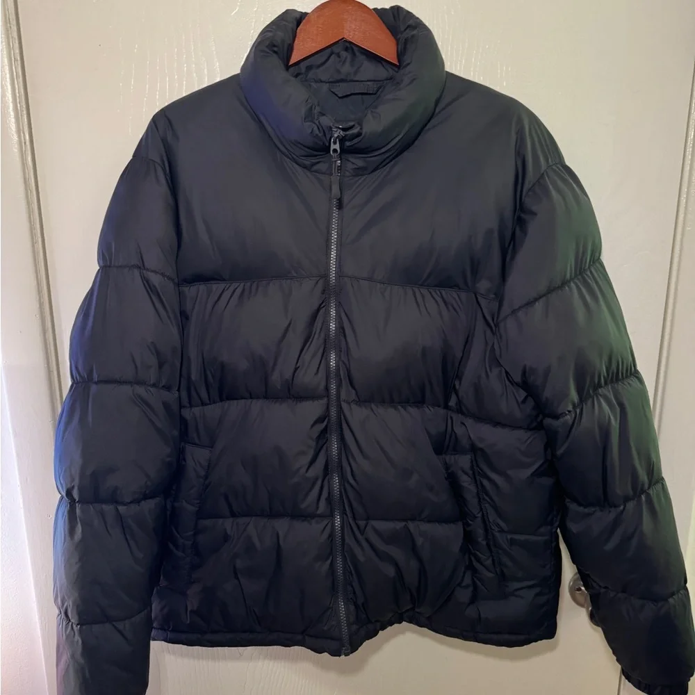 Hollister Black Puffer Jacket with Stand-Up Collar - Picture 3 of 5